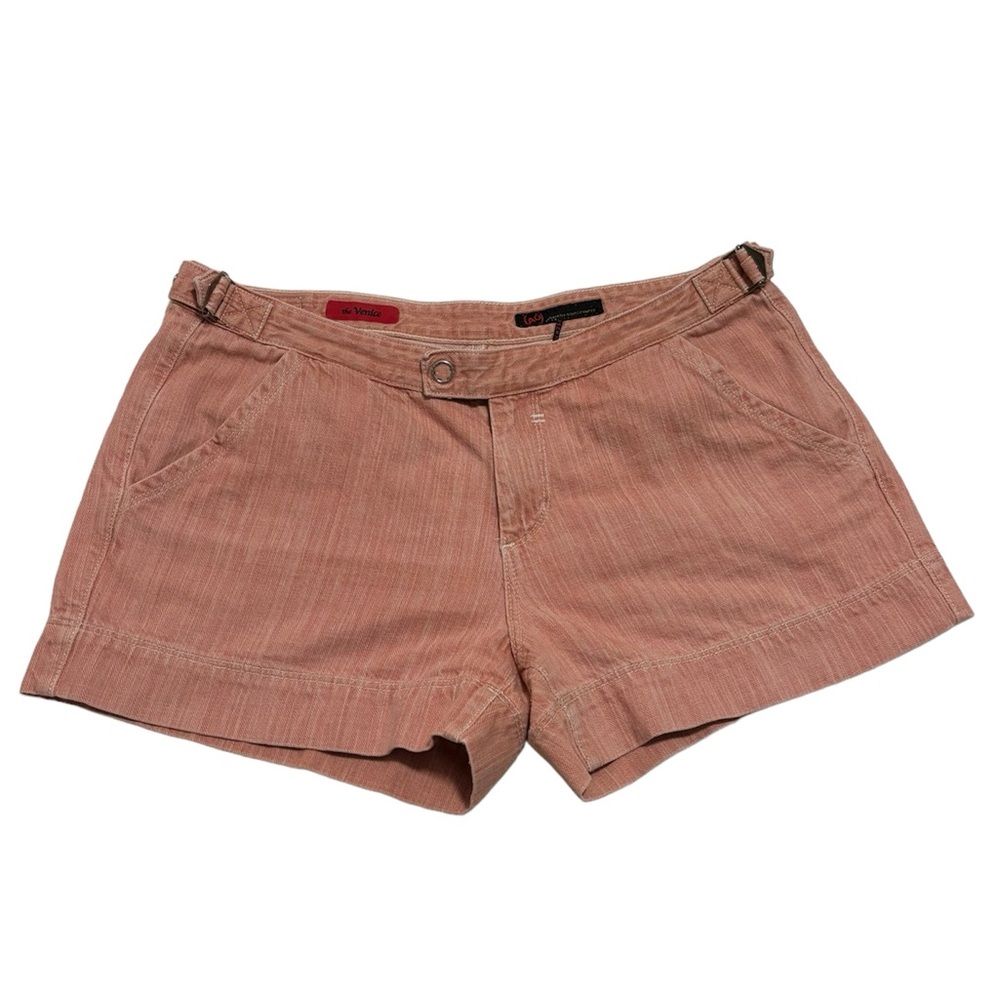 AG Adriano Goldschmied The Daisy Low-Rise Short. Size 32R $138
